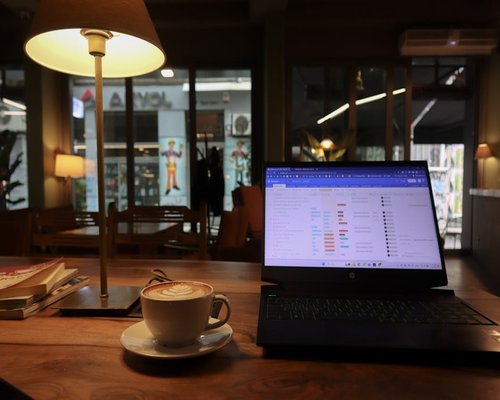 A cozy coffee shop setting in Bogota suitable for remote work